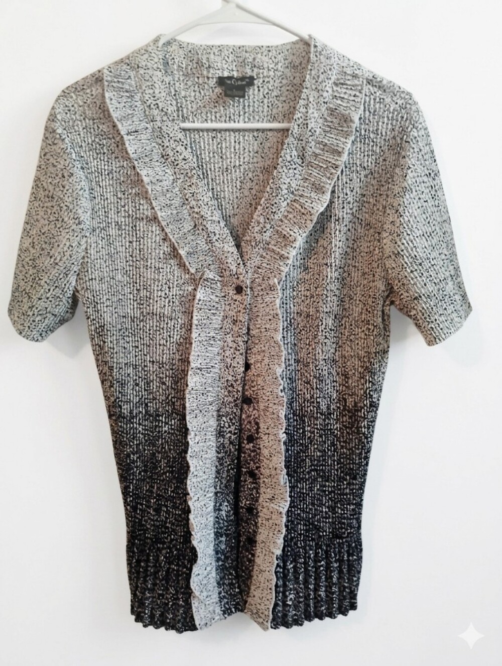 Nue Options Gray Ombre Ruffled Pleated Short Sleeve Button-Down Cardigan, Sz L